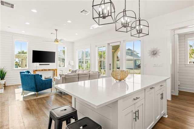 133 Sabal Lane, Port Aransas, TX 78373