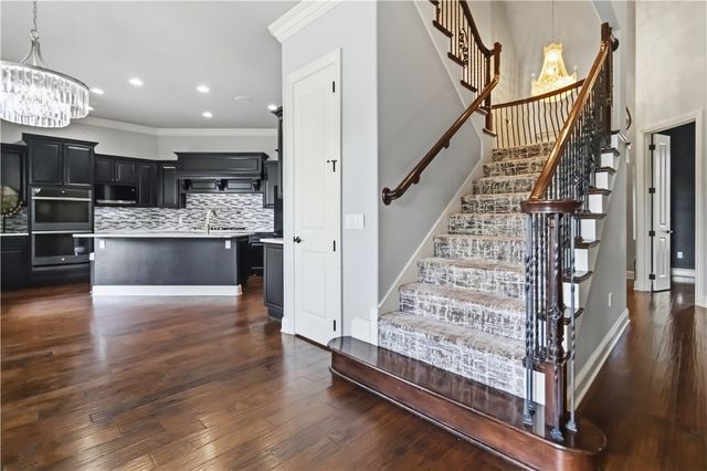 2802 Rainier Road, Rogers, AR 72758