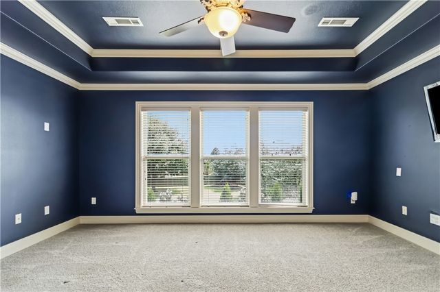 2802 Rainier Road, Rogers, AR 72758