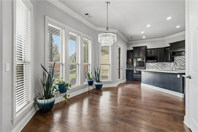 2802 Rainier Road, Rogers, AR 72758