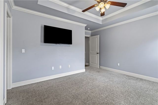 2802 Rainier Road, Rogers, AR 72758