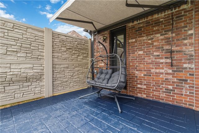 2802 Rainier Road, Rogers, AR 72758