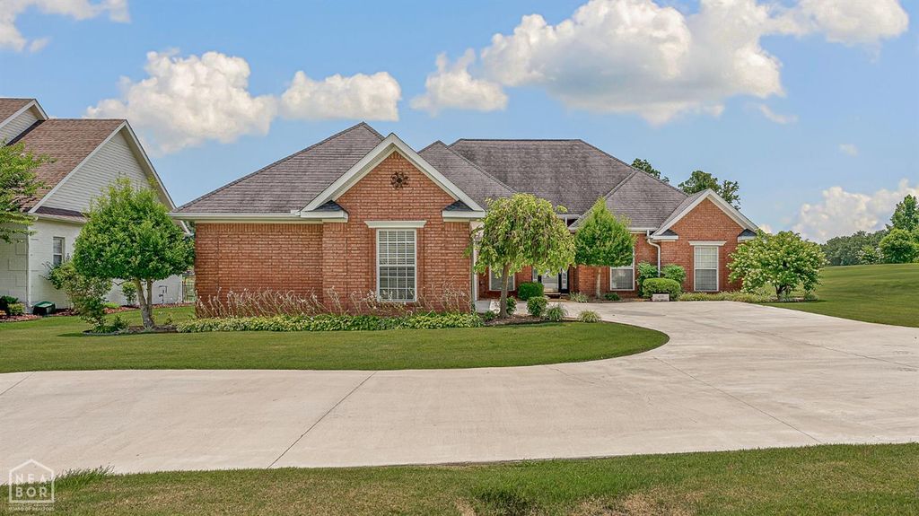 4205 Sage Meadows Boulevard, Jonesboro, AR 72405