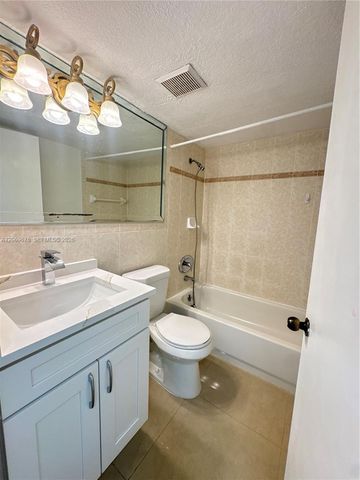 8500 NW 8th Street 303, Miami, FL 33126