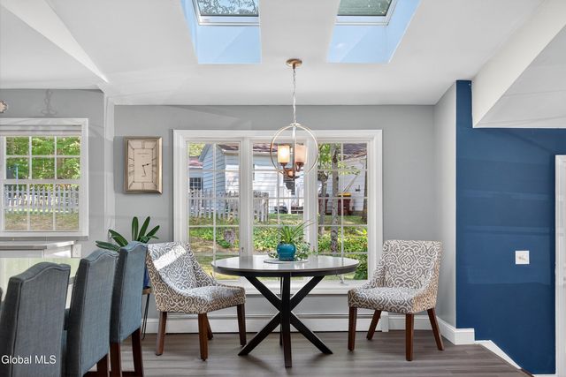 7 Mountain Way, Clifton Park, NY 12065