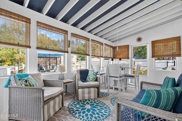 7 Mountain Way, Clifton Park, NY 12065