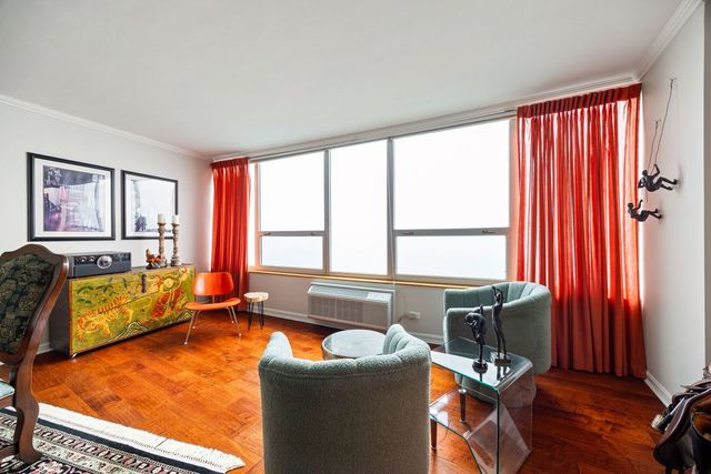 940 W Glenlake Avenue 34D, Chicago, IL 60660
