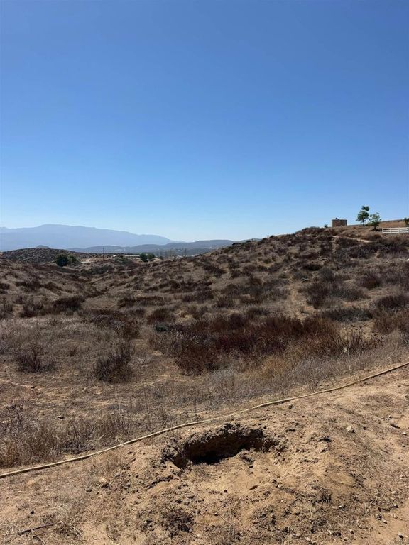 38497 Trifone Road, Hemet, CA 92592 — photo 2