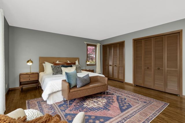 4722 Coventry Road E, Minnetonka, MN 55345