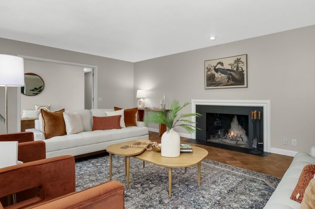 4722 Coventry Road E, Minnetonka, MN 55345