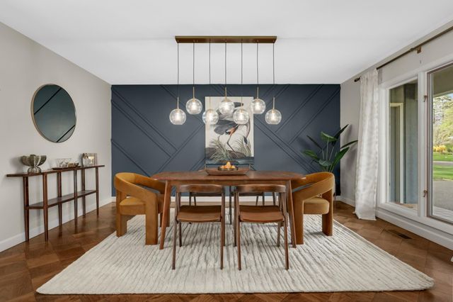 4722 Coventry Road E, Minnetonka, MN 55345