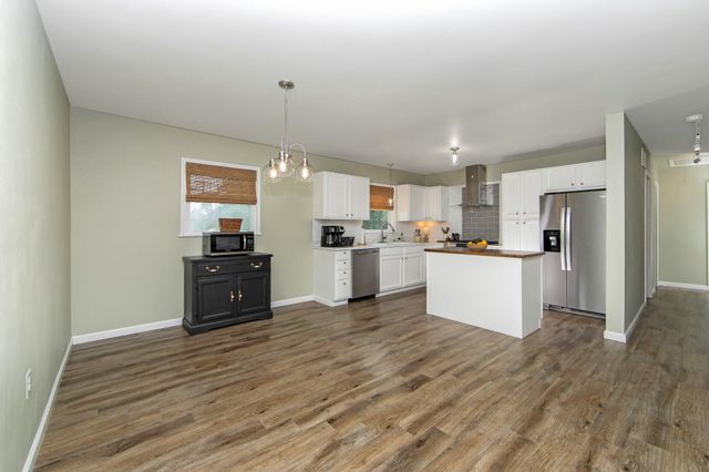 2109 BERKELEY DR, Vineland, NJ 08361