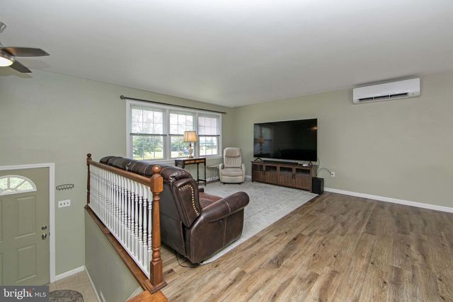 2109 BERKELEY DR, Vineland, NJ 08361