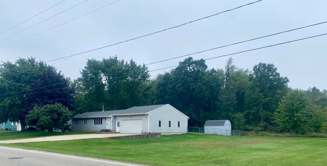3501 N 144th Avenue, Park Twp, MI 49424