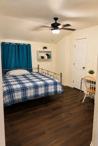 201 E Front Street, Brazoria, TX 77422