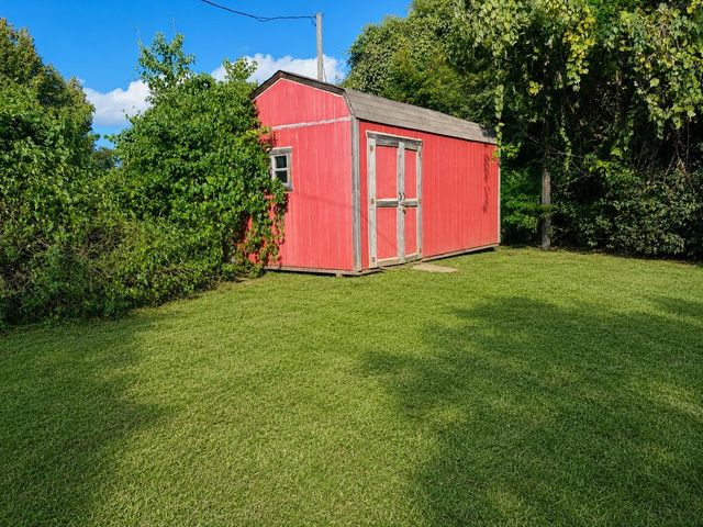 201 E Front Street, Brazoria, TX 77422