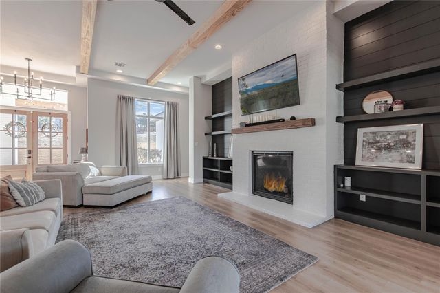 105 Taylor Creek WAY, Liberty Hill, TX 78642