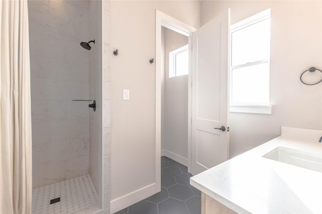 105 Taylor Creek WAY, Liberty Hill, TX 78642