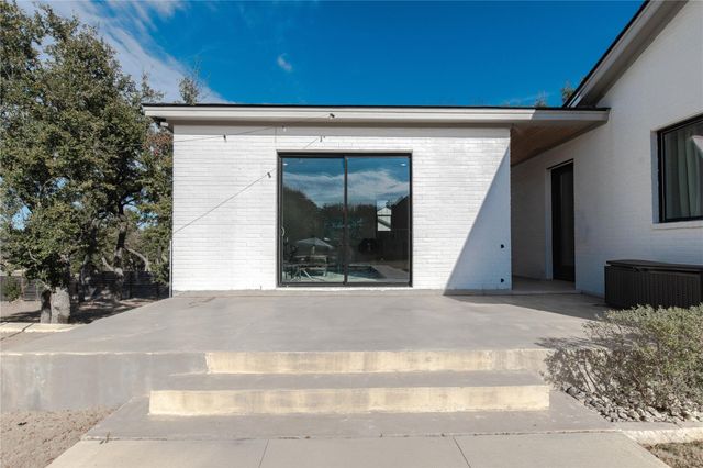 105 Taylor Creek WAY, Liberty Hill, TX 78642