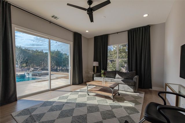 105 Taylor Creek WAY, Liberty Hill, TX 78642