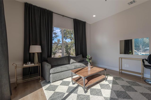 105 Taylor Creek WAY, Liberty Hill, TX 78642