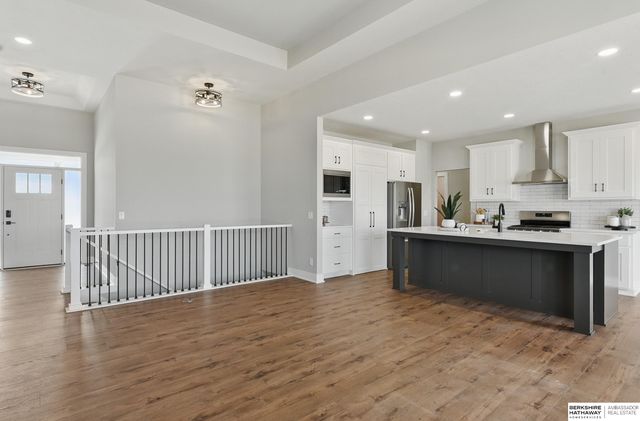 16718 Mormon Street, Bennington, NE 68007