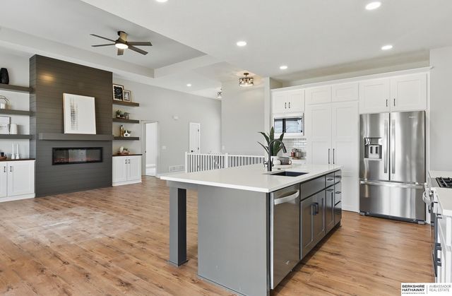 16718 Mormon Street, Bennington, NE 68007