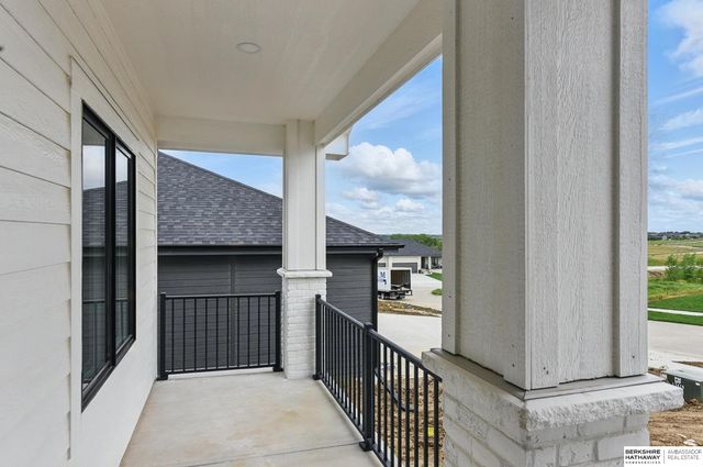 16718 Mormon Street, Bennington, NE 68007