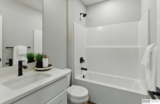 16718 Mormon Street, Bennington, NE 68007