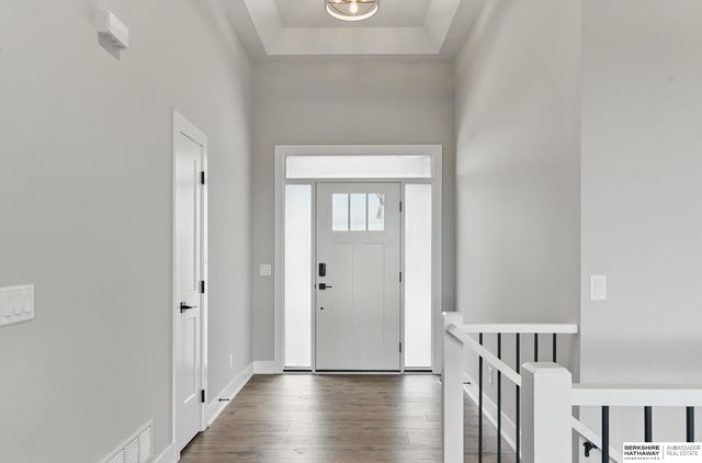 16718 Mormon Street, Bennington, NE 68007