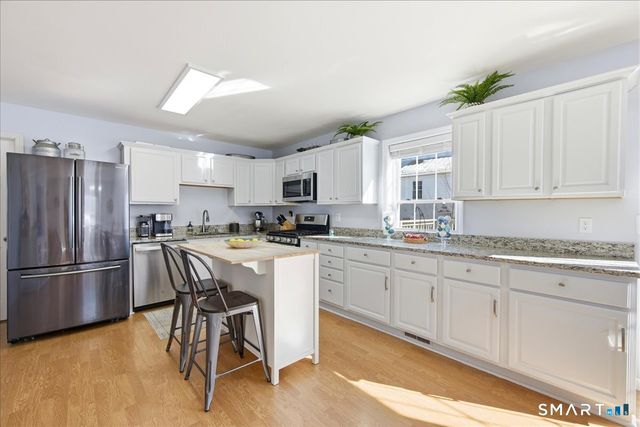 76 Alice St Extension, Norwich, CT 06360