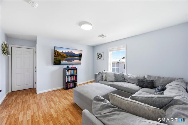 76 Alice St Extension, Norwich, CT 06360