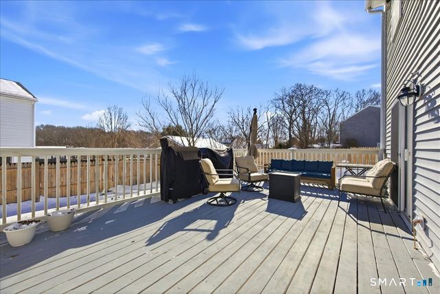 76 Alice St Extension, Norwich, CT 06360