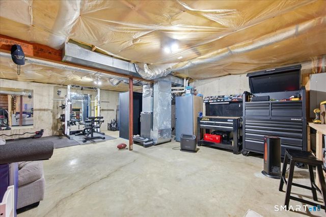 76 Alice St Extension, Norwich, CT 06360