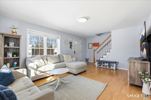 76 Alice St Extension, Norwich, CT 06360