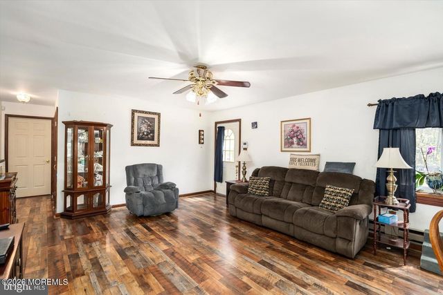 48 Tower Road, Cream Ridge, NJ 08514