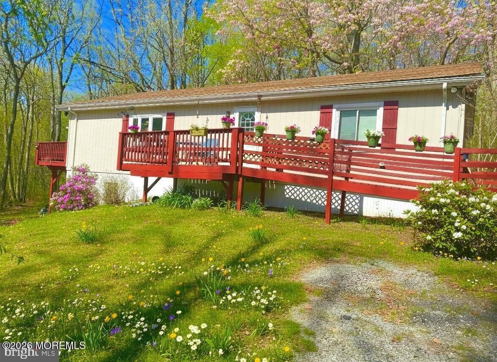 48 Tower Road, Cream Ridge, NJ 08514