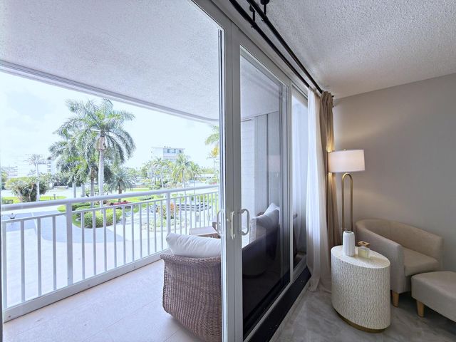 3546 S Ocean Boulevard 316, South Palm Beach, FL 33480