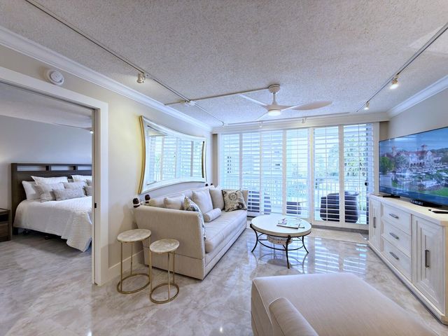 3546 S Ocean Boulevard 316, South Palm Beach, FL 33480