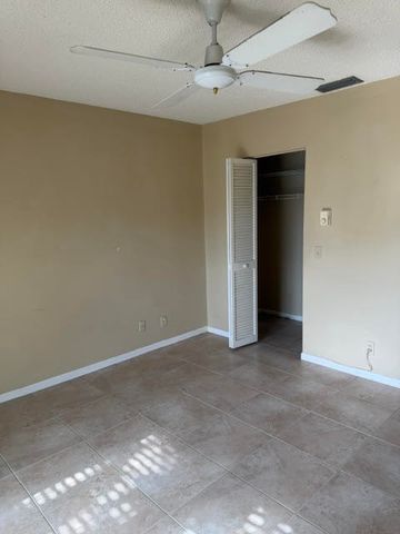 728 Lago Road, Delray Beach, FL 33445