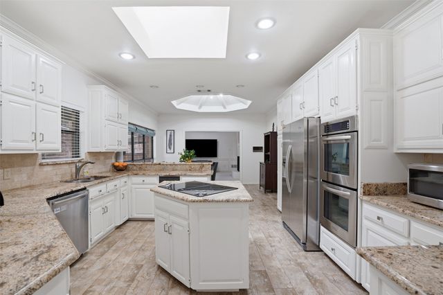 1363 Cross Timber Drive, Southlake, TX 76092