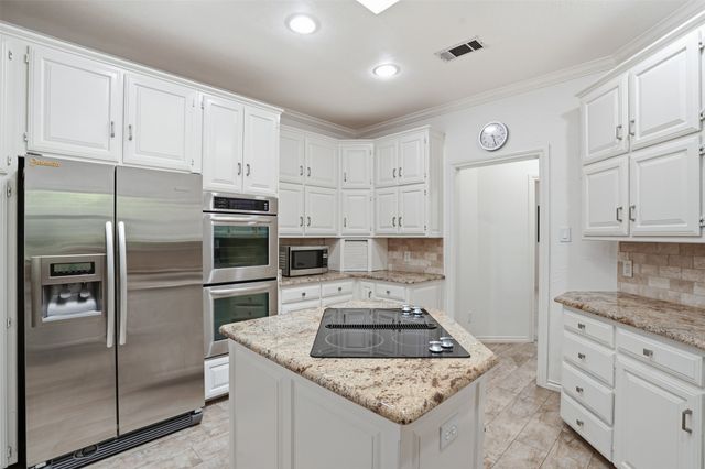 1363 Cross Timber Drive, Southlake, TX 76092