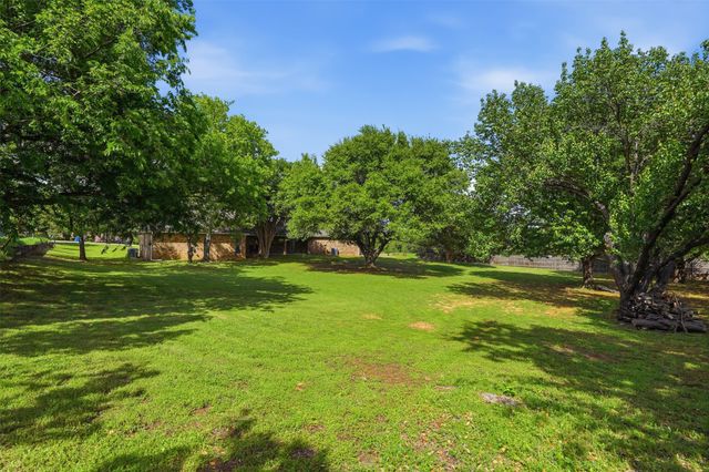 1363 Cross Timber Drive, Southlake, TX 76092