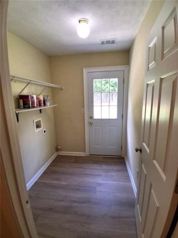 3617 Oakland Spring Court, Snellville, GA 30039