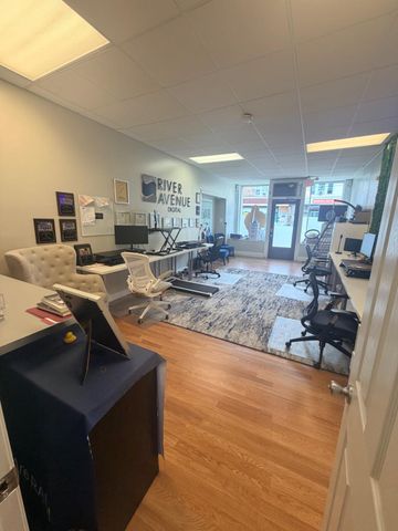 1103 LINCOLN AVE, Prospect Park, PA 19076
