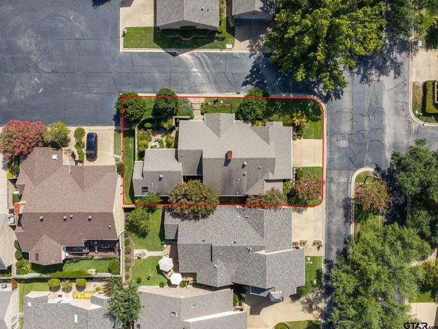 900 Derrick Ct, Tyler, TX 75703