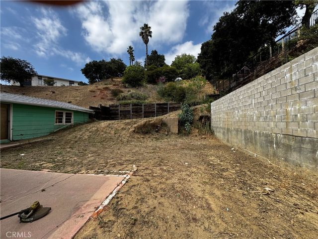 2441 Sleepy Hollow Dr, Glendale, CA 91206