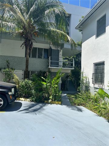364 SW 11th St, Miami, FL 33130