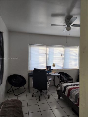 364 SW 11th St, Miami, FL 33130
