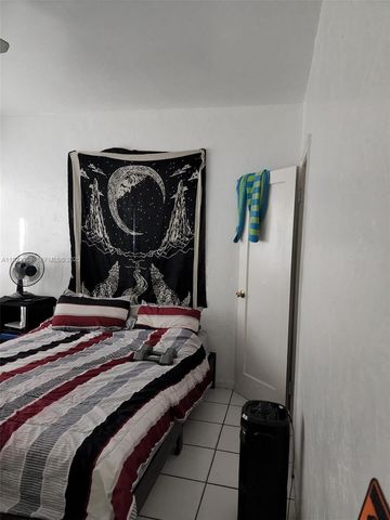 364 SW 11th St, Miami, FL 33130